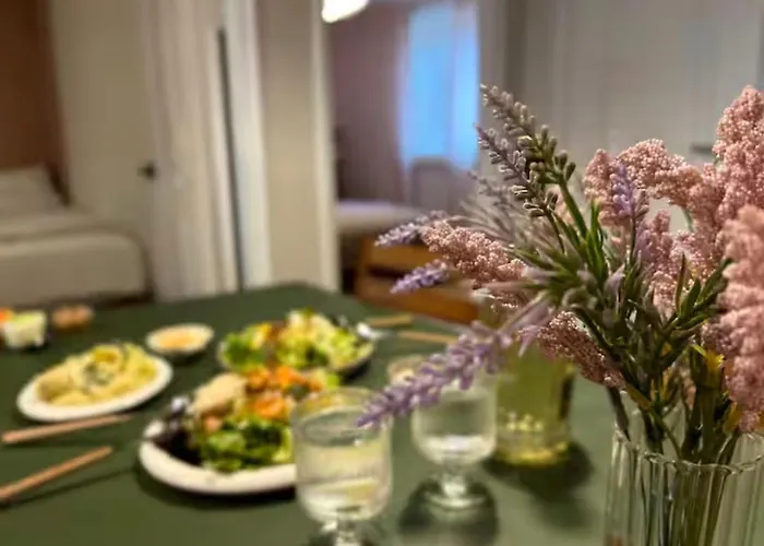 Hongdae 2br House With Free Parking & Private Entrance アパート